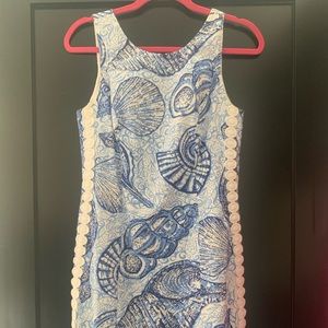 Iilly Pulitzer shift dress size 2